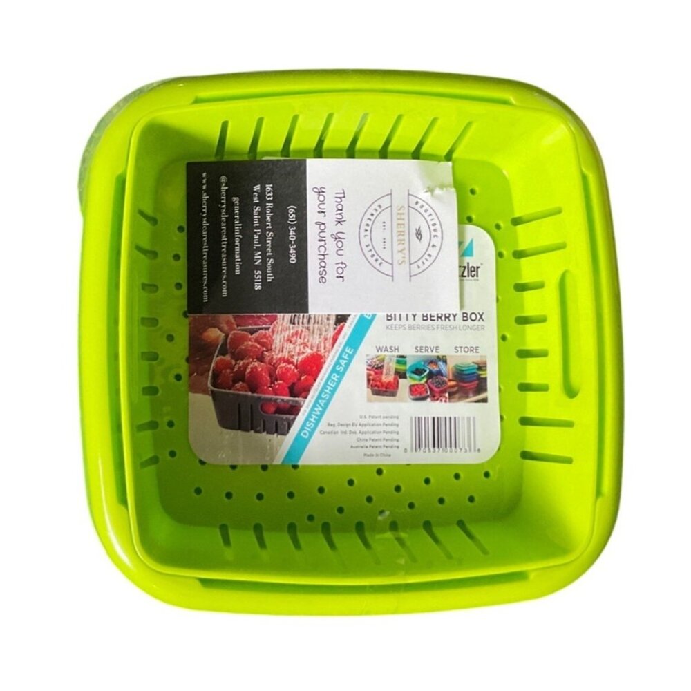 Multicolor Stackable Berry Storage Containers With Lids & Strainers For Washing